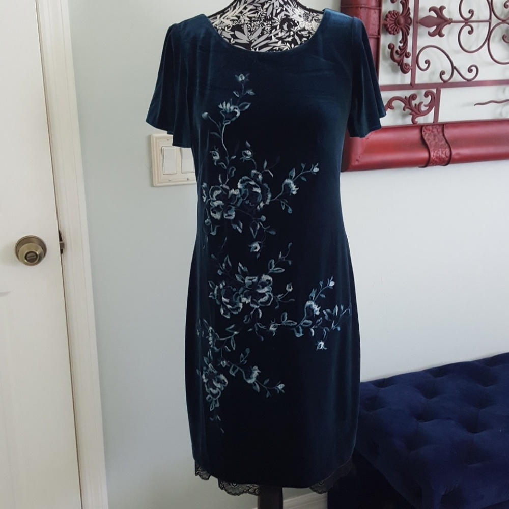 NWT White House Black Market dress - Picture 2 of 8